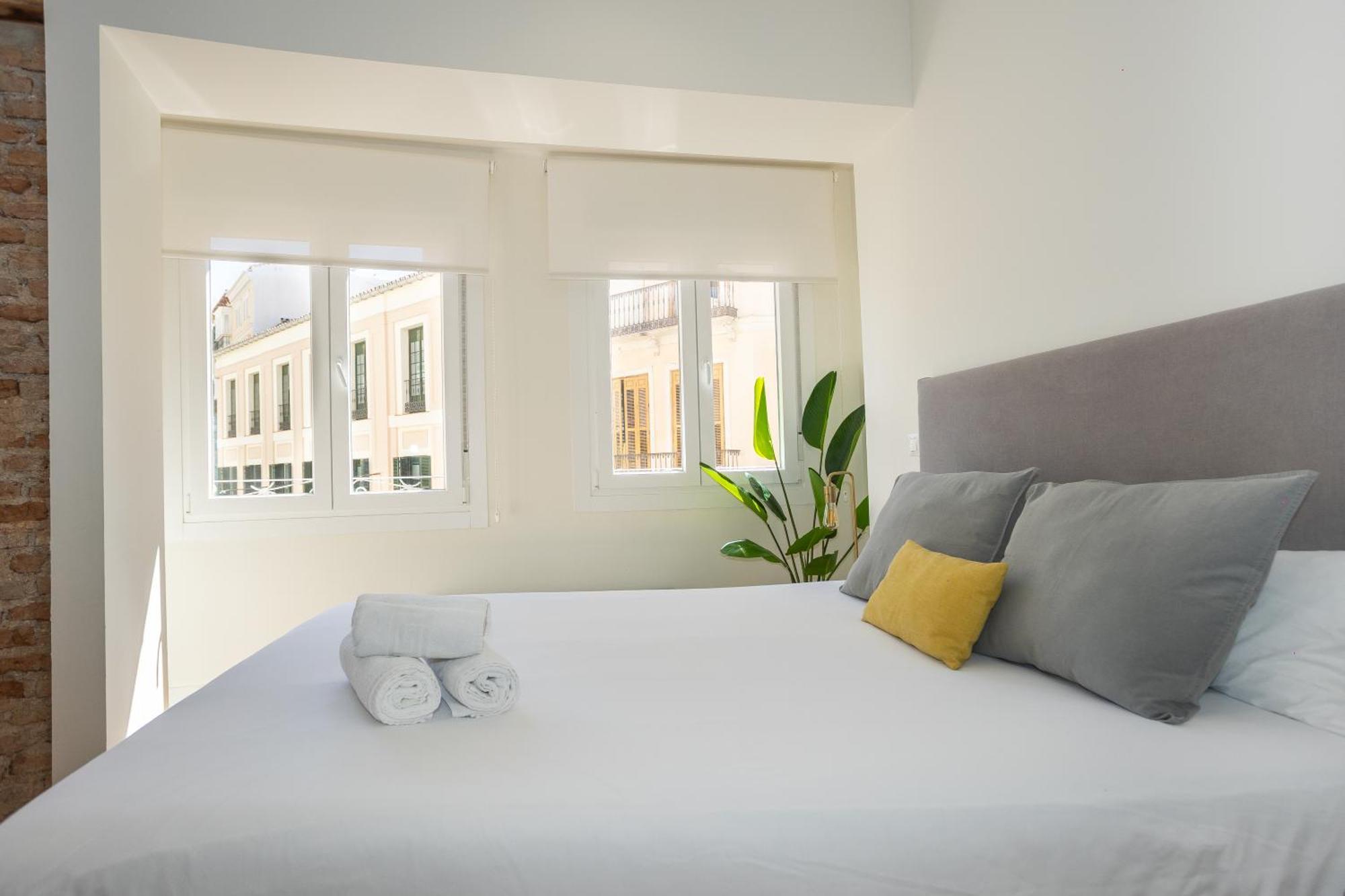 Chinitas Urban Apartments Малага Екстериор снимка